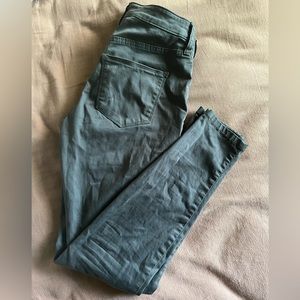 Universal Thread women’s pants mid rise button up 0/25 R